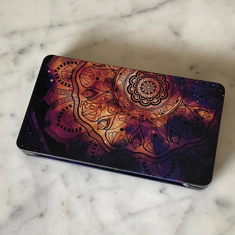 Revolution Forever Flawless Spirituality Eyeshadow Palette NEW